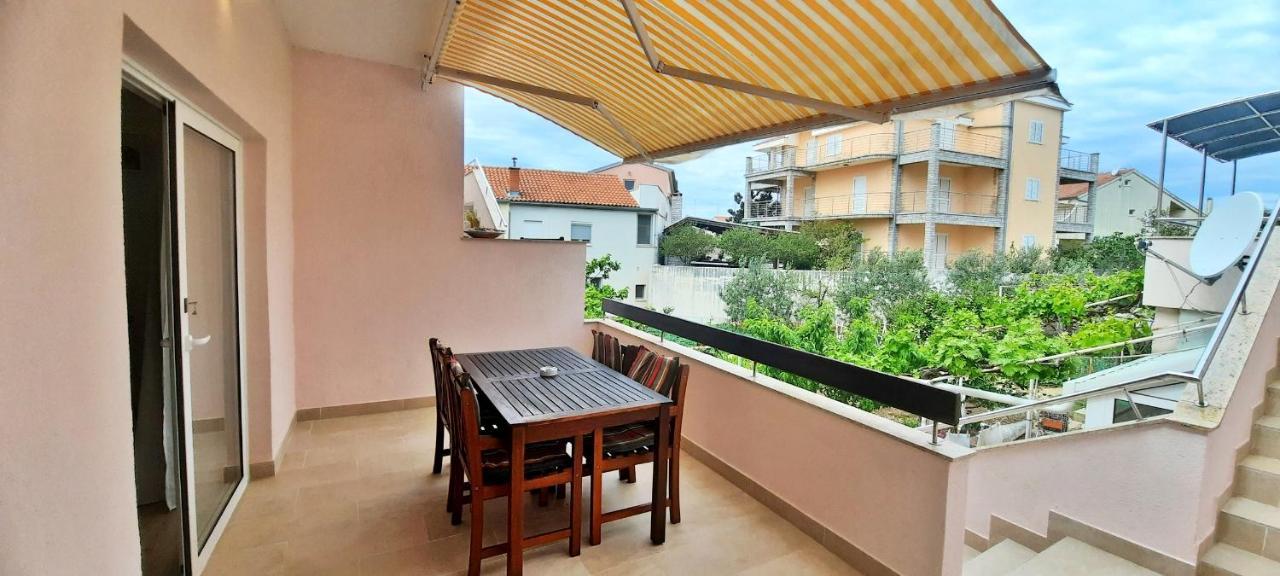 Appartement Marija à Betina  Extérieur photo