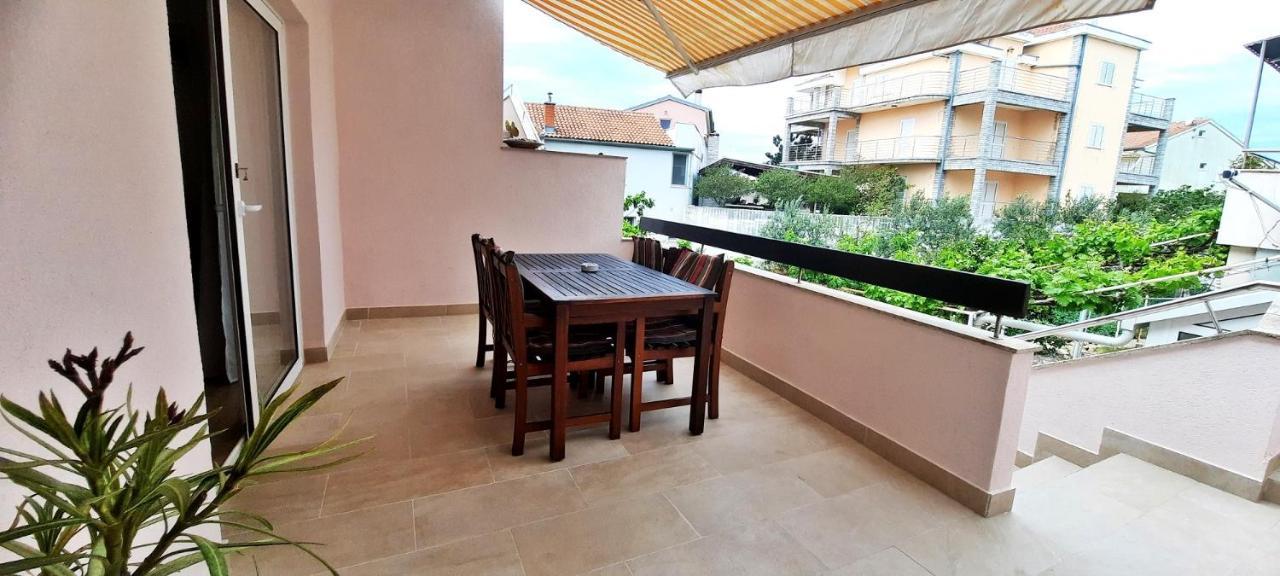 Appartement Marija à Betina  Extérieur photo