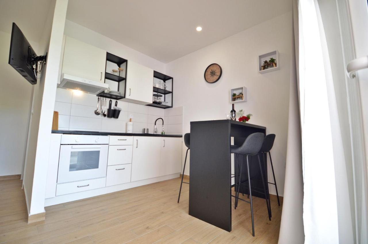 Appartement Marija à Betina  Extérieur photo