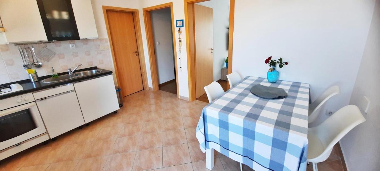 Appartement Marija à Betina  Extérieur photo