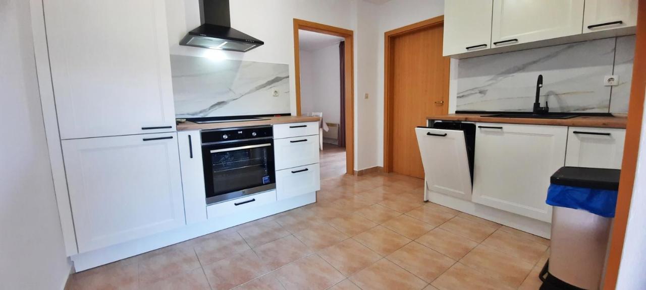 Appartement Marija à Betina  Extérieur photo