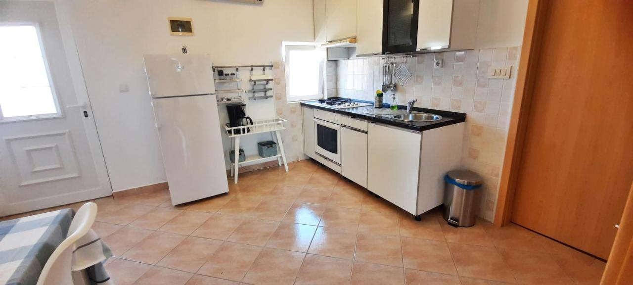 Appartement Marija à Betina  Extérieur photo