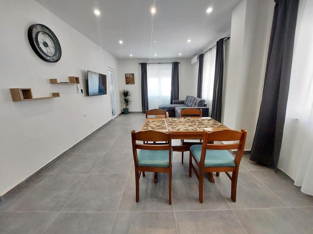 Appartement Marija à Betina  Extérieur photo