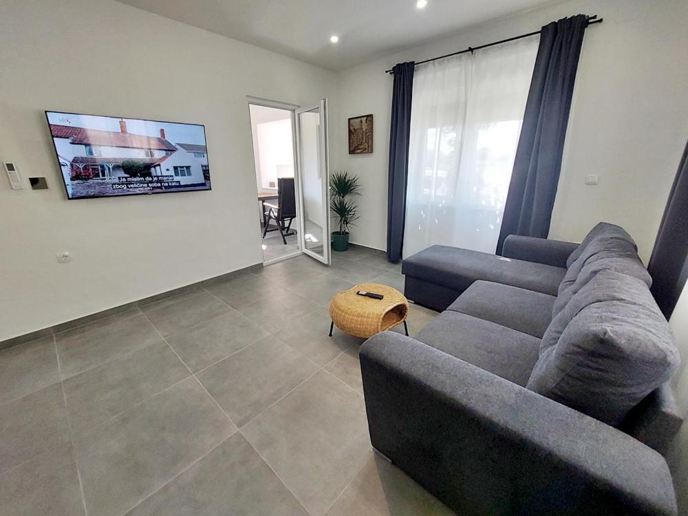 Appartement Marija à Betina  Extérieur photo
