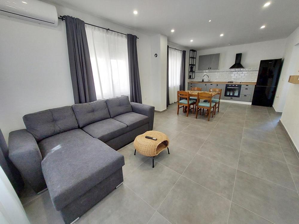 Appartement Marija à Betina  Extérieur photo